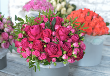 Красивый букет цветов на свидание