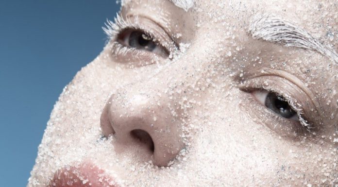 Как правильно ухаживать за кожей лица зимой