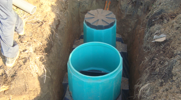 Производство очистных сооружений: какими характеристиками обладают современные септики, почему они популярны за городом и от каких проблем избавляют