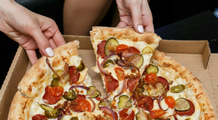 Заказать пиццу с доставкой быстро и просто