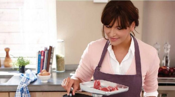 Лучшие недорогие электрические мясорубки для дома