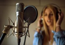 Студия вокала в Москве: кому могут понадобиться такие уроки