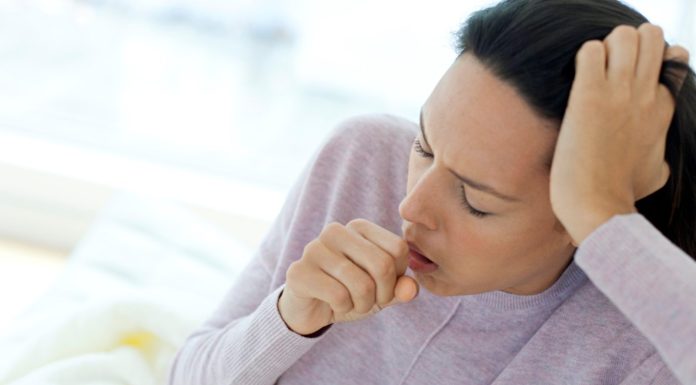 Муколитики и отхаркивающие средства: чем они отличаются