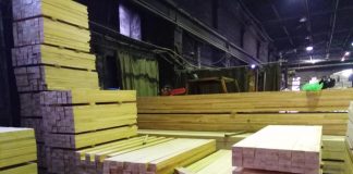 Как производят оконный брус из лиственницы и какими свойствами он обладает