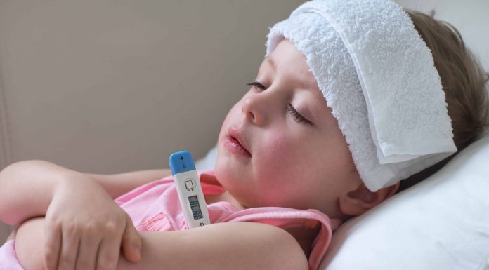 Какие детские жаропонижающие широко применяют мамы, и чем данные лекарства отличаются от взрослых