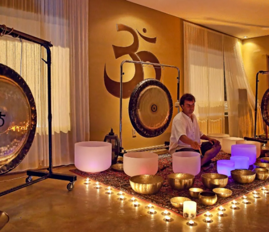 Что такое звуковая ванна, и почему ее применяют по всему миру