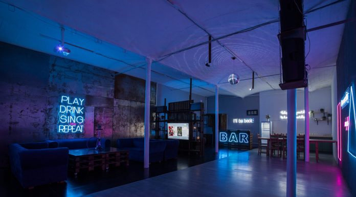 Почему снимки в студийных лофтах эффектнее тех, что сняты в ночных клубах