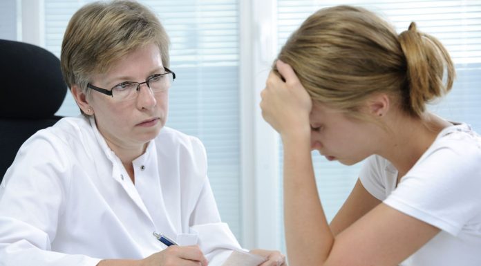 Как понять, что пора записаться к врачу-проктологу