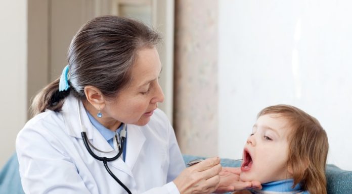 Стоматит у детей: лечение