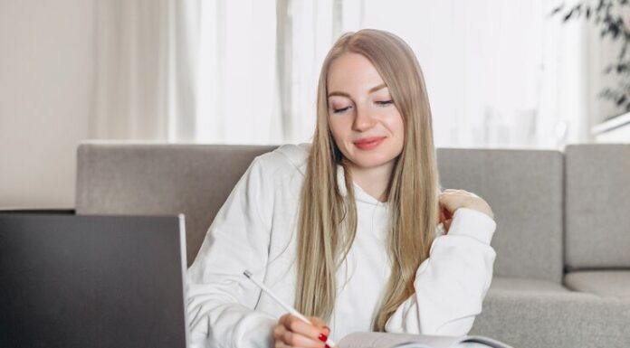 Дистанционное обучение на интернет-маркетолога: подробности