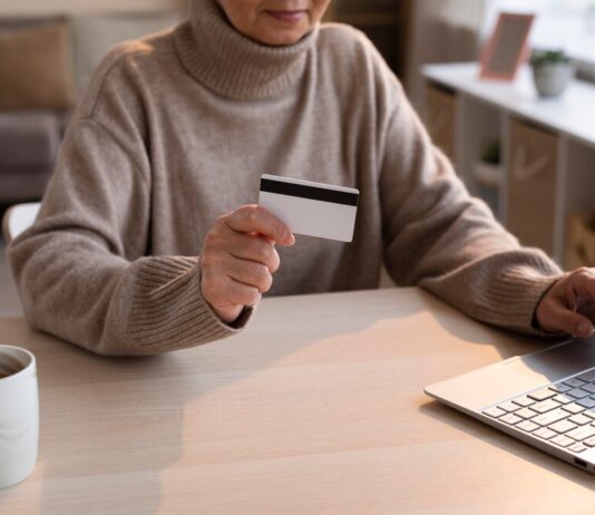 От банковских отделений к интернету: как кредиты перешли в онлайн