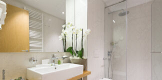 Индивидуальность и стиль: почему мебель на заказ — идеальный выбор для ванной