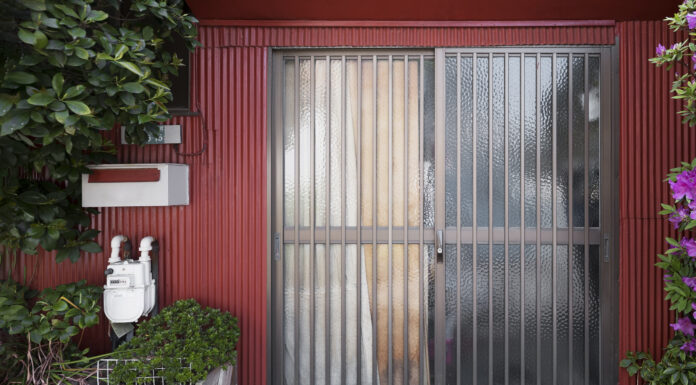 Технические характеристики алюминиевых уличных дверей: на что обратить внимание