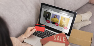 Где купить брендовую одежду дешевле: секреты выгодных покупок