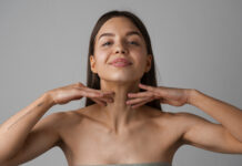 Почему женщины решаются на подтяжку лица и шеи: топ-5 аргументов