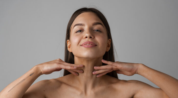 Почему женщины решаются на подтяжку лица и шеи: топ-5 аргументов